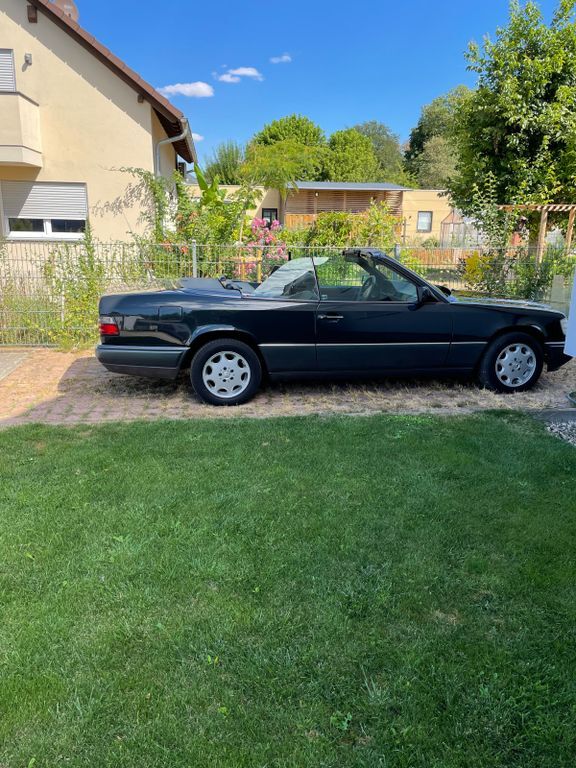 E 220