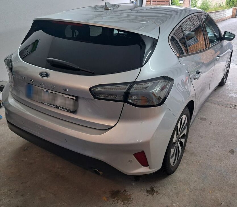 Ford Focus 65.000 km 13.790 € Hambergen 27729