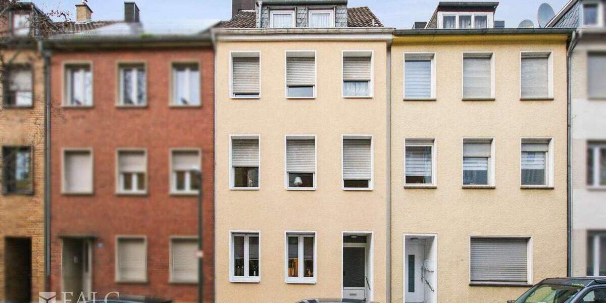 Mehrfamilienhaus, Wohnhaus Düren Distelrath - 8 Zimmer, 359.000&euro; | Angebot:24452727