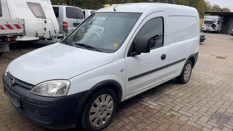 Opel Combo 157.136 km 2.999 € Rastede 26180