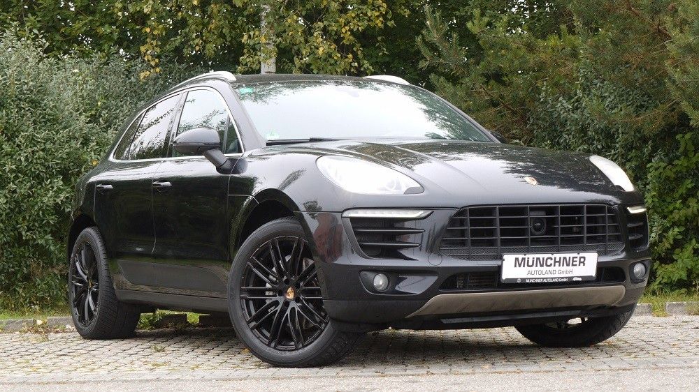 Porsche Macan 303.000 km 19.900 &euro; München 81243