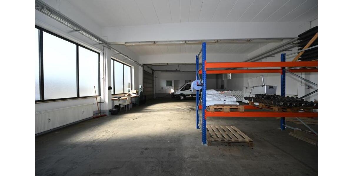 Gewerbeobjekt Neumarkt in der Oberpfalz Altenhof - 2.630&euro; | Angebot:23691180