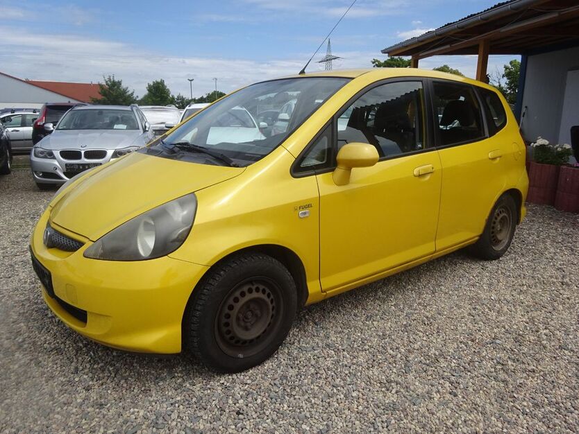 Honda Jazz 276.573 km 650 € Dresden 01219