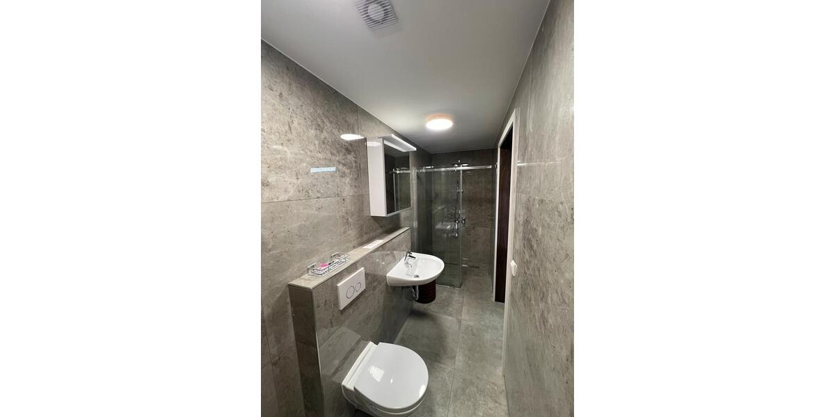 Dachgeschoßwohnung Moosthenning - 1.5 Zimmer, 29 m&sup2;, 740&euro; | Angebot:26676128