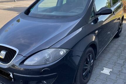 Seat Altea 308.600 km 1.700 &euro; Wiesbaden 65199