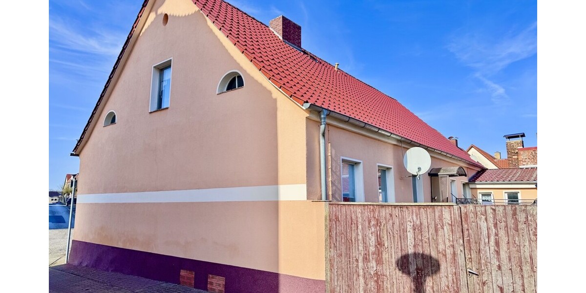 HORN IMMOBILIEN ++ großes Einfamilienhaus in Brüssow bei Löcknitz - Einfamilienhaus Brüssow | Angebot:25961058