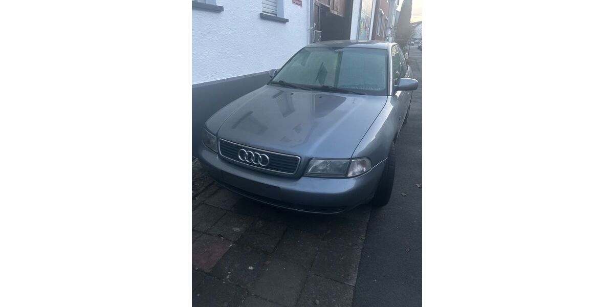 Audi A4 189.000 km 1.750 &euro; Linden 35440