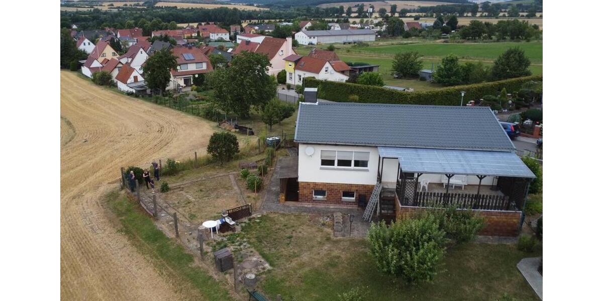 Einfamilienhaus Sollstedt - 8 Zimmer, 125 m&sup2;, 125.000&euro; | Angebot:27127862