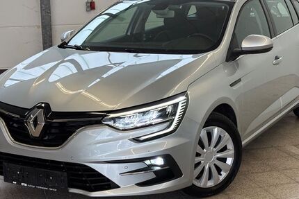 Renault Megane 131.743 km 12.300 € Hanau 63456