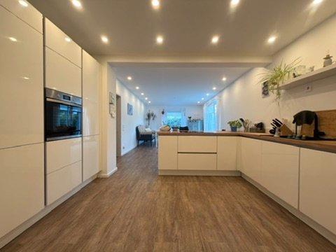 Einfamilienhaus Niebüll - 9 Zimmer, 248 m&sup2;, 495.000&euro; | Angebot:26148587