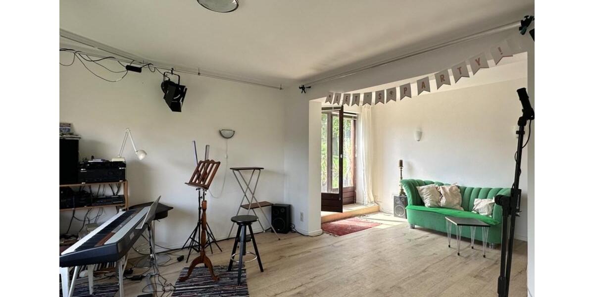 Einfamilienhaus Wrestedt - 8 Zimmer, 249 m&sup2;, 150.000&euro; | Angebot:25760068