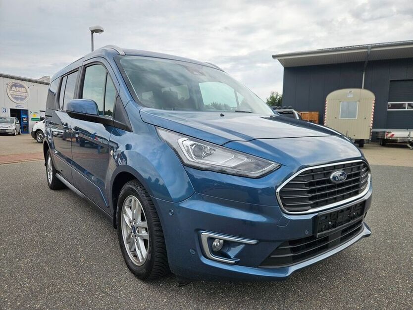 Grand Tourneo