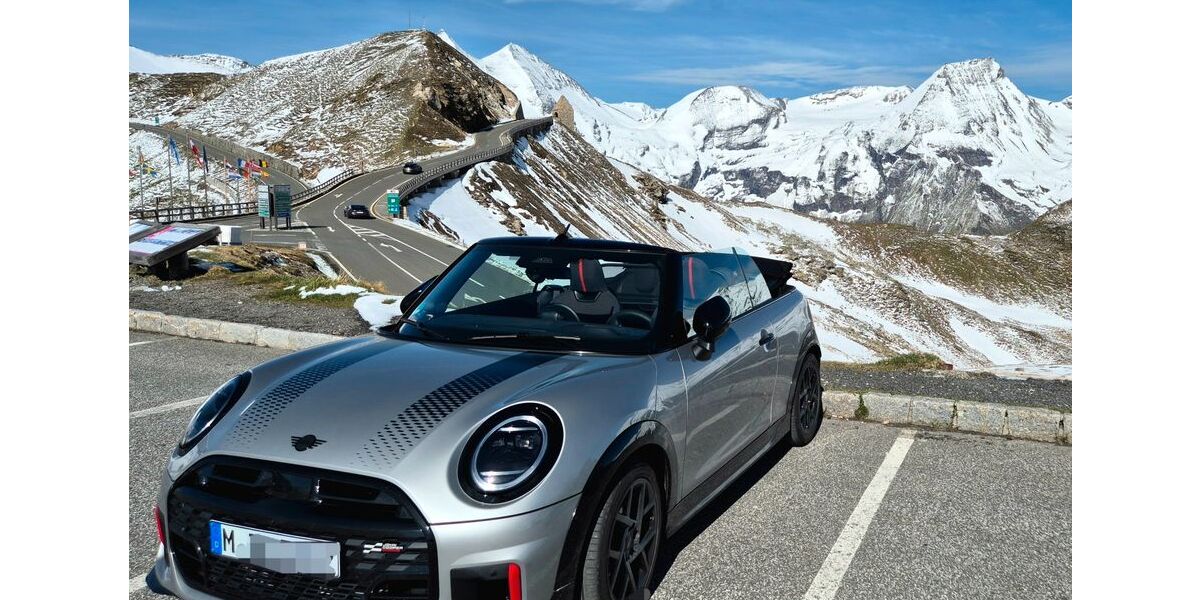 Mini John Cooper Works Cabrio 2.916 km 39.500 &euro; München 80804