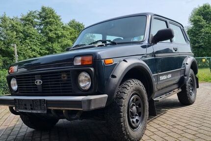 Lada Taiga 80.000 km 12.000 € Dissen 49201