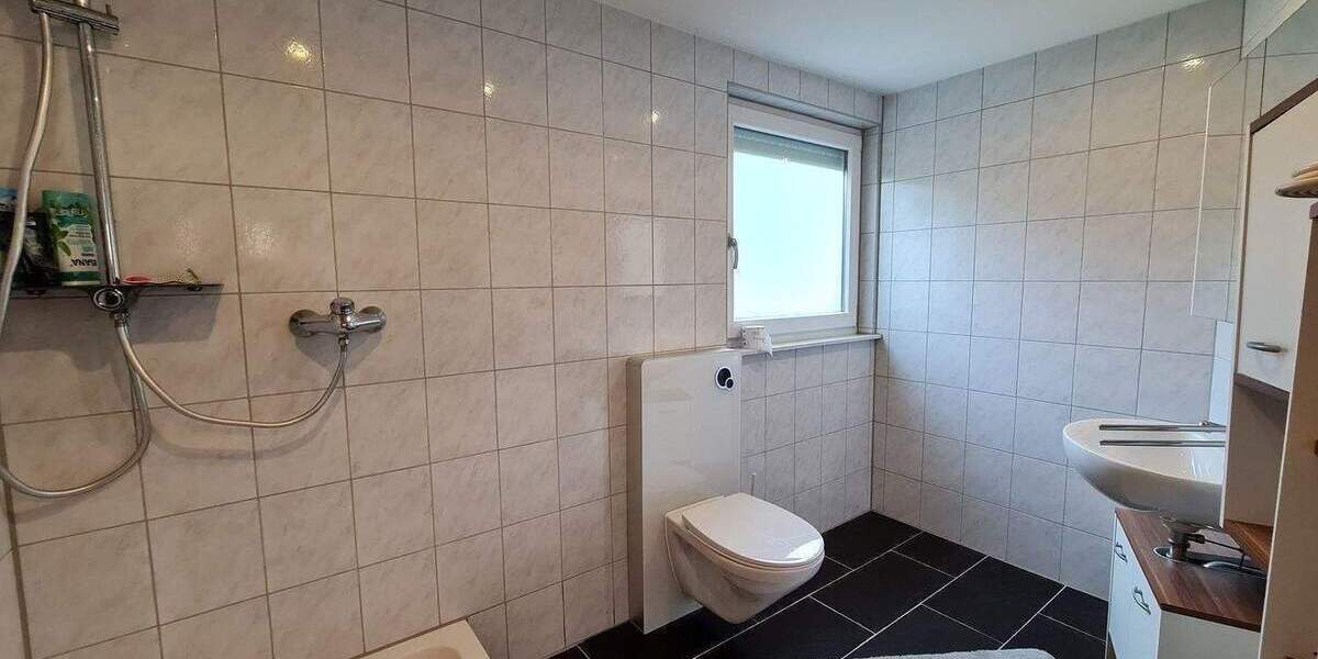 Doppelhaushälfte Osterburken - 6 Zimmer, 167 m&sup2;, 420.000&euro; | Angebot:25704291