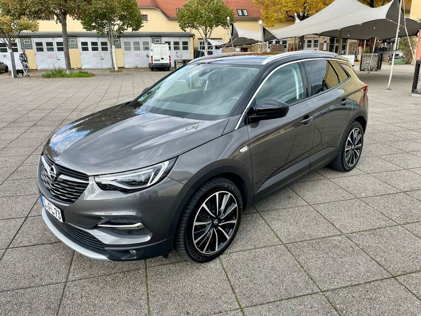 Opel Grandland (X) 50.000 km 20.199 € Stuttgart 70569