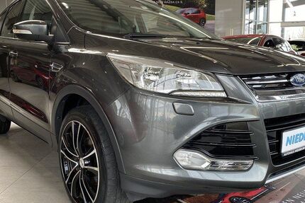 Ford Kuga 89.900 km 13.800 &euro; Rinteln 31737