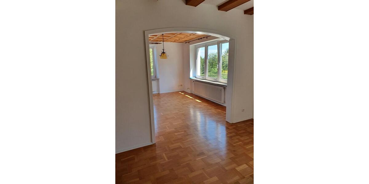 Einfamilienhaus Stockach - 6 Zimmer, 200 m&sup2;, 1.700&euro; | Angebot:26147151