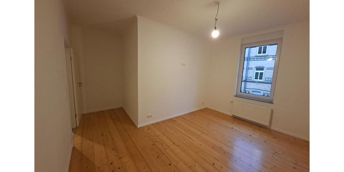 Etagenwohnung Schönebeck (Elbe) - 4 Zimmer, 106 m&sup2;, 800&euro; | Angebot:25052594