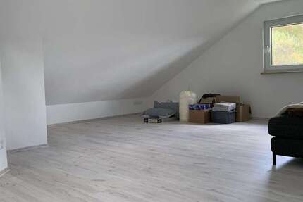 Wohnung Schwanfeld - 1 Zimmer, 50 m&sup2;, 400&euro; | Angebot:26422842