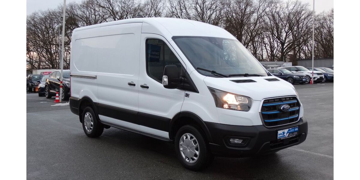 Ford Transit 15.800 km 29.950 &euro; Fürth bei Nürnberg 90763