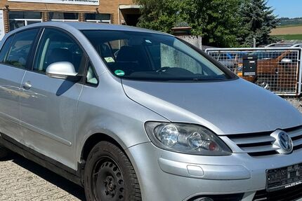 VW Golf 286.000 km 1.250 &euro; Gefrees 95482