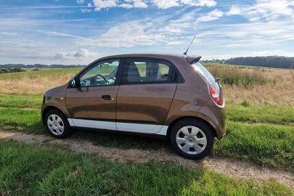 Renault Twingo 21.744 km 7.299 &euro; Asbach 53567