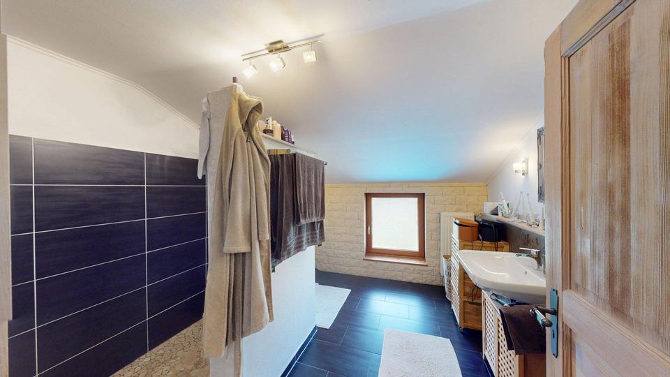 Dachgeschoßwohnung Bruckmühl - 4 Zimmer, 108 m&sup2;, 1.500&euro; | Angebot:26320959