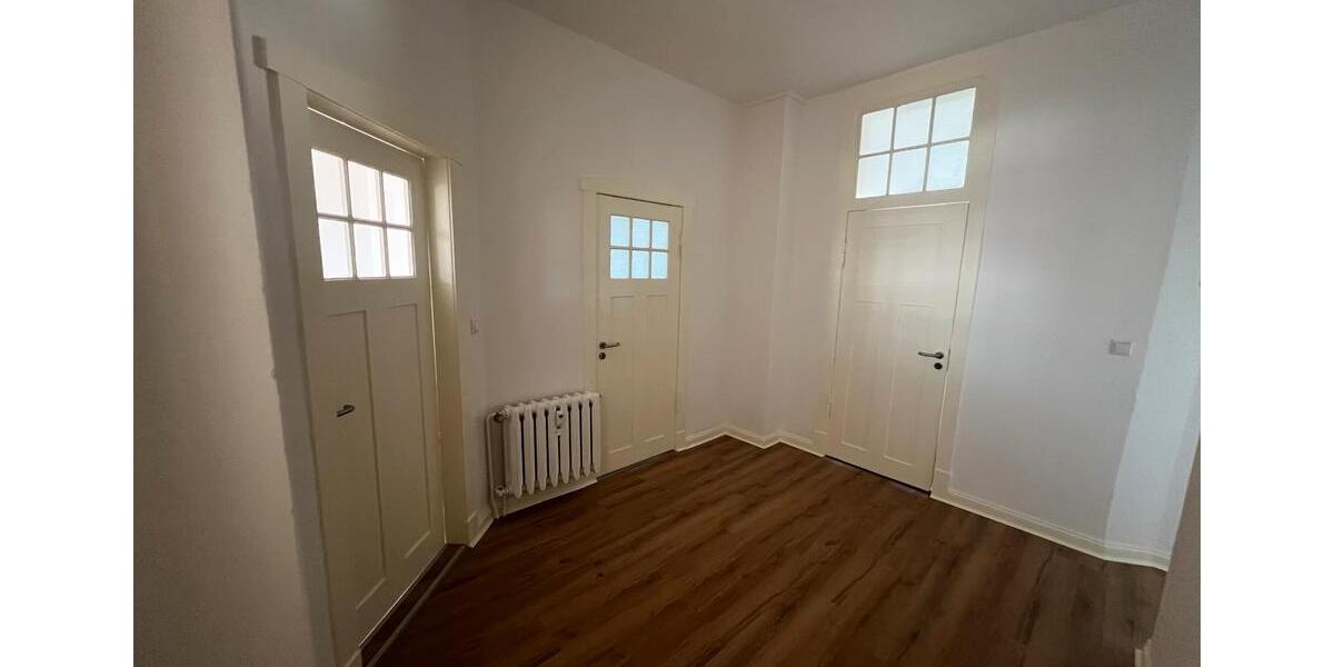 Erdgeschoßwohnung Güstrow - 4 Zimmer, 112 m&sup2;, 1.000&euro; | Angebot:26406513