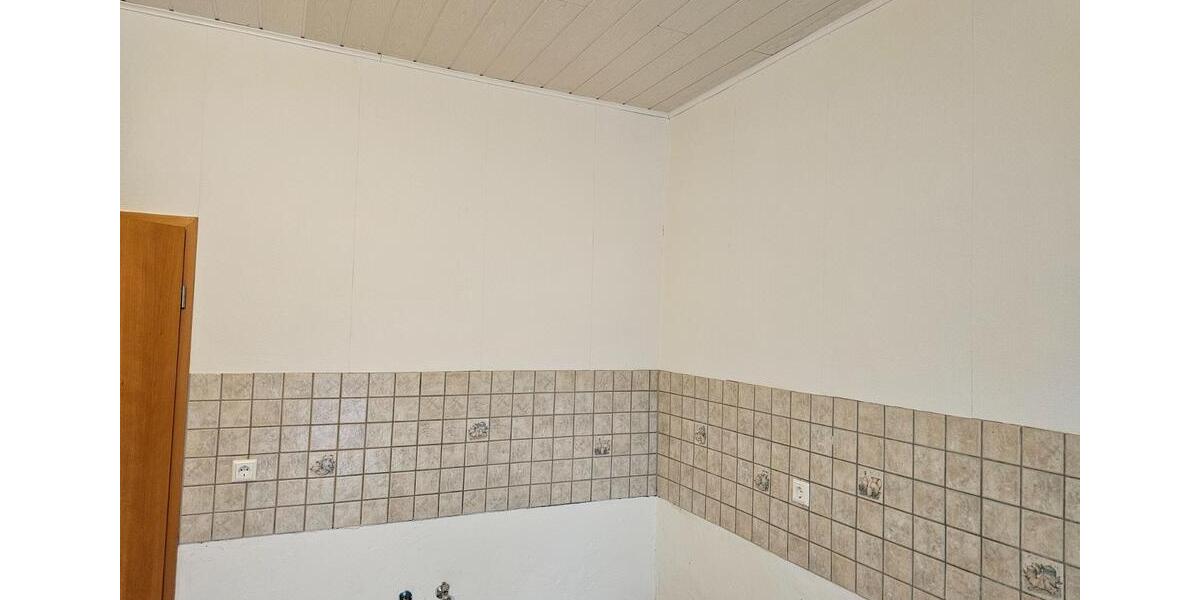 Erdgeschoßwohnung Kaulsdorf - 4 Zimmer, 94 m&sup2;, 490&euro; | Angebot:25297528