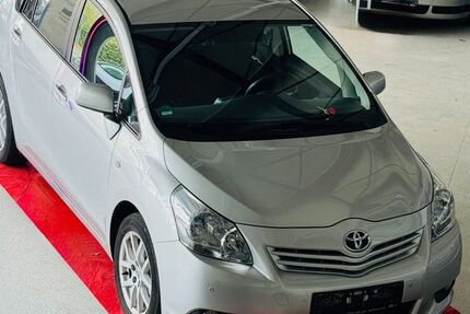 Toyota Verso 64.350 km 11.950 &euro; Bad Essen 49152