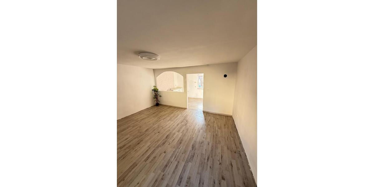 Reihenhaus Barby - 5 Zimmer, 225 m&sup2;, 48.000&euro; | Angebot:26409489