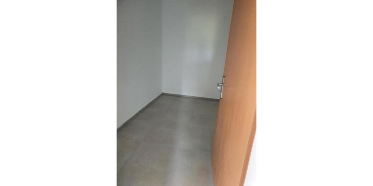 Erdgeschoßwohnung Hermeskeil - 3 Zimmer, 123 m&sup2;, 1.000&euro; | Angebot:25440243