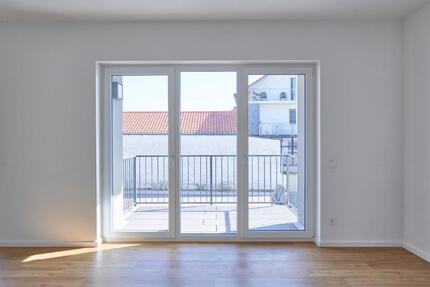 ERSTBEZUG: Wunderschöne, lichtdurchflutete 2- Zimmer Wohnung frei ab 1. Dezember ! 2 zimmer