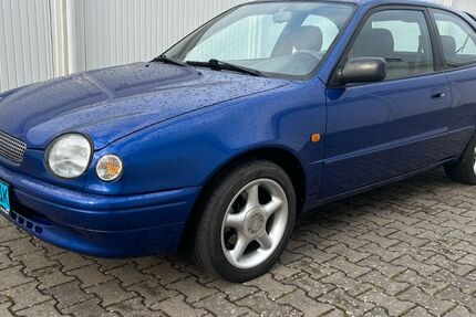 Toyota Corolla 182.000 km 3.500 &euro; Bornheim 53332
