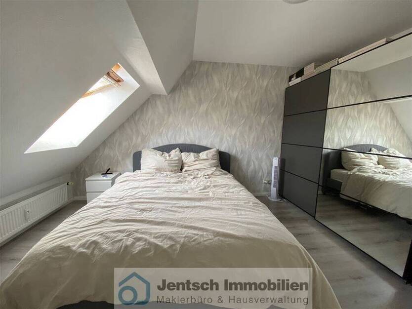 Sehr schöne Dachgeschoßwohnung im Zentrum Merseburgs zu verkaufen