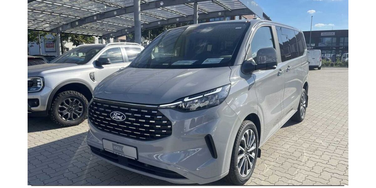 Ford Tourneo Custom 1.299 km 54.512 &euro; Hamburg 22761
