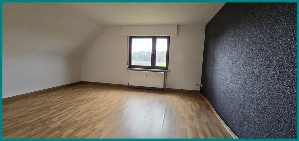 Dachgeschoßwohnung Sulingen - 4 Zimmer, 125 m&sup2;, 700&euro; | Angebot:25863340