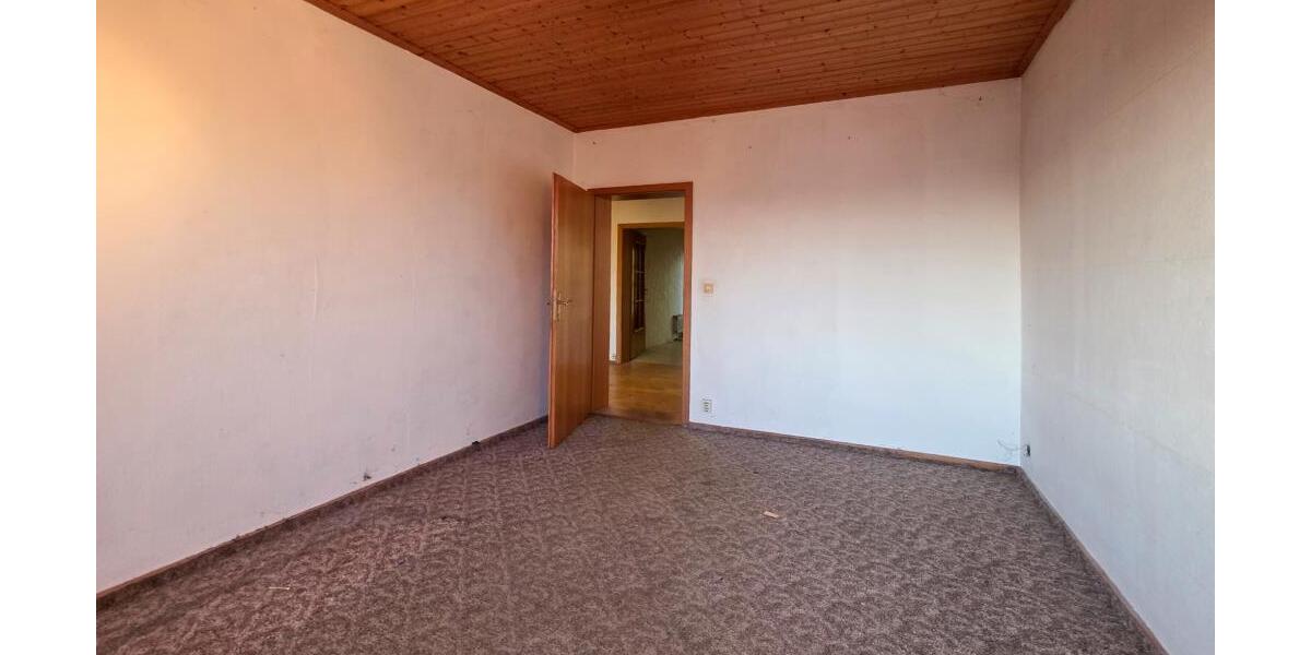 Einfamilienhaus in ruhiger Stadtrandlage von Gera – solides Haus mit Potenzial! *Provisionsfrei! - Einfamilienhaus Gera Leumnitz | Angebot:26376586