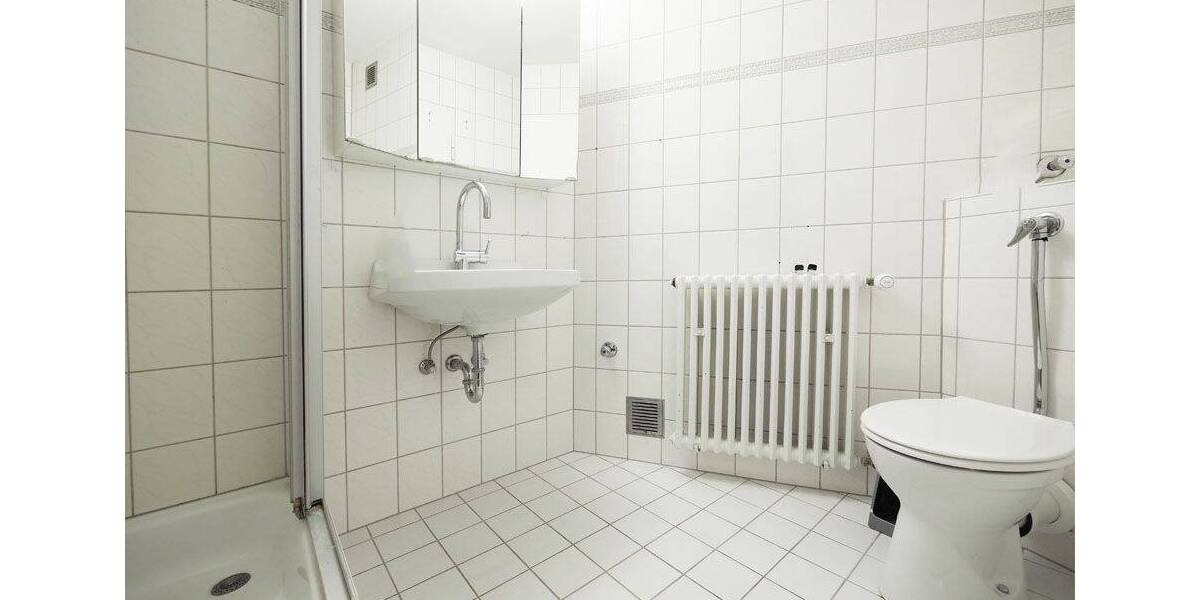 Etagenwohnung Saarbrücken St Johann - 3 Zimmer, 80 m&sup2;, 750&euro; | Angebot:26867085