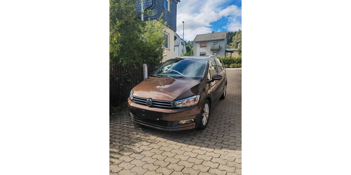 VW Touran 170.000 km 12.999 &euro; Tettau 96455