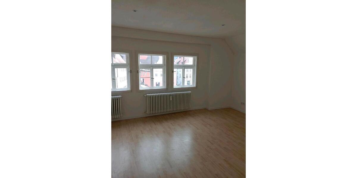 Dachgeschoßwohnung Wemding - 2 Zimmer, 78 m&sup2;, 690&euro; | Angebot:26704313