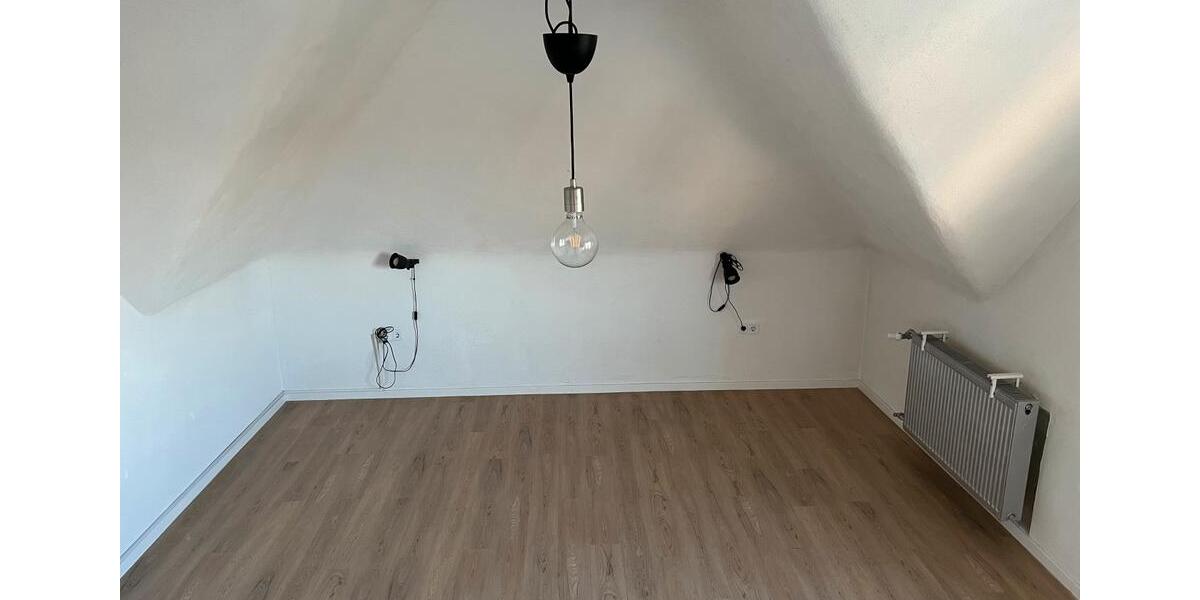 Etagenwohnung Ochtendung - 4 Zimmer, 112 m&sup2;, 900&euro; | Angebot:24806073