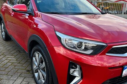 Kia Stonic 18.600 km 17.990 € Niederlangen 49779