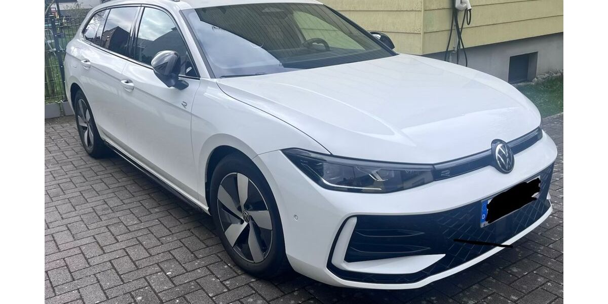 VW Passat Variant 39.500 km 35.490 &euro; Villmar 65606