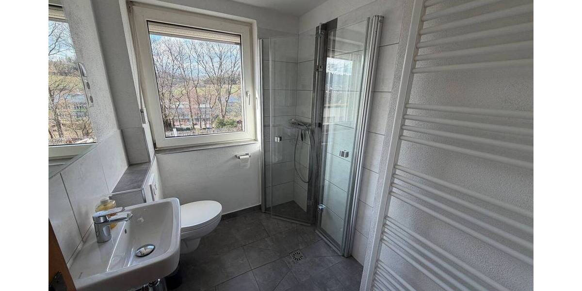 Doppelhaushälfte Bad Berleburg - 5 Zimmer, 135 m&sup2;, 189.000&euro; | Angebot:25938522