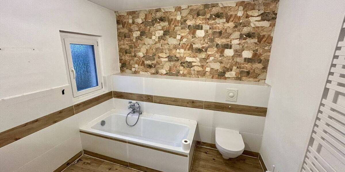 Mehrfamilienhaus, Wohnhaus Rodewisch - 1 Zimmer, 190 m&sup2;, 129.000&euro; | Angebot:26596504