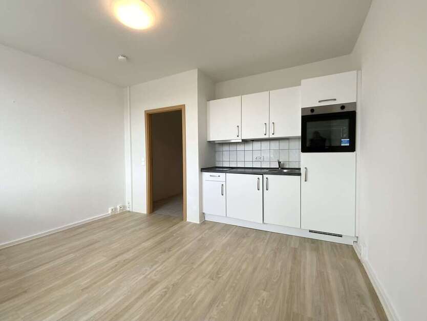 Wohnung zum Mieten in Suhl 210 € 24 m²