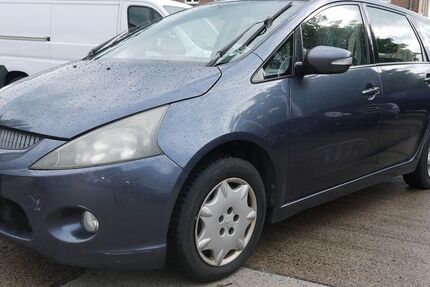 Mitsubishi Grandis 317.000 km 1.399 &euro; Berlin 12439