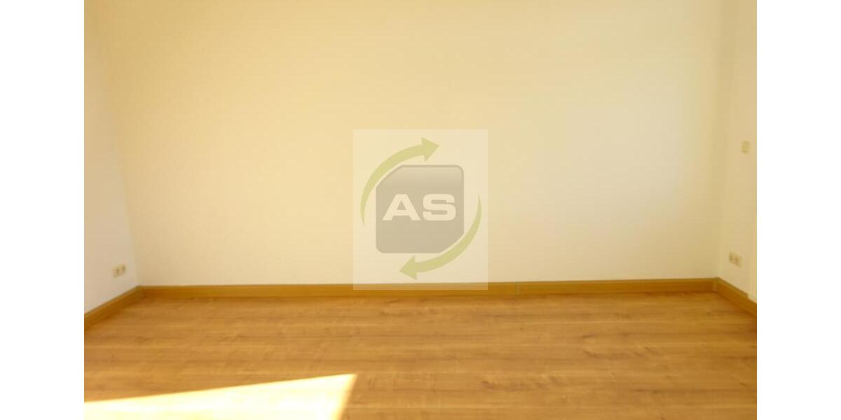 Etagenwohnung Zwickau Zwickau-West - 4 Zimmer, 120 m&sup2;, 795&euro; | Angebot:26621727